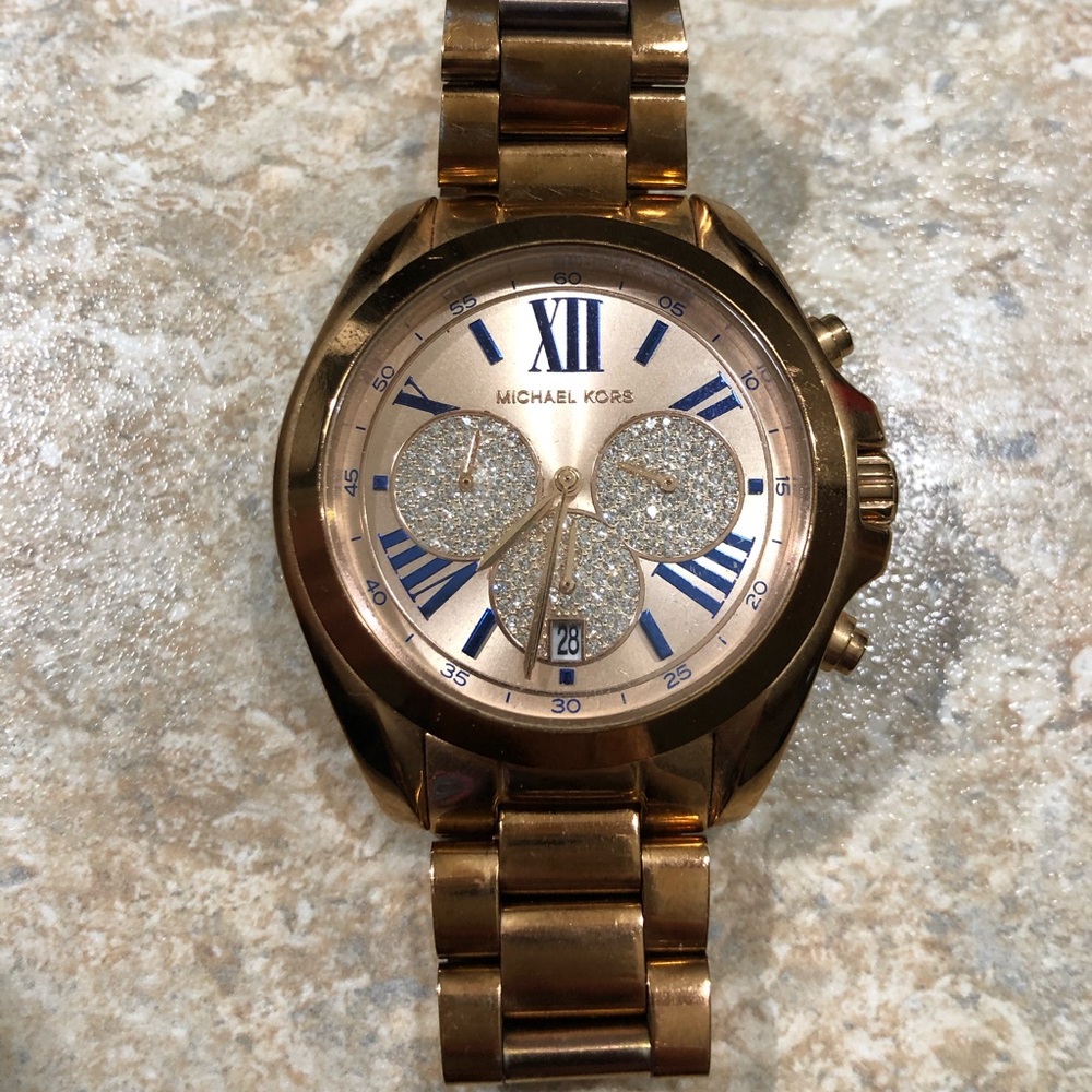 MICHAEL KORS ROSE GOLD WATCH